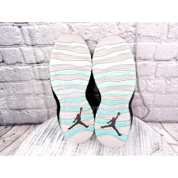 Air Jordan 10 Retro 30th "Lady Liberty" Dust/Metallic Gold-Black-Retro Men 9 - Picture 10 of 14